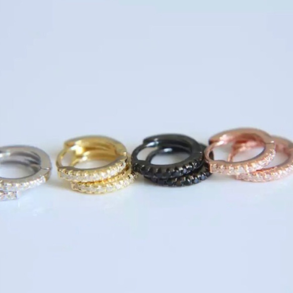 DIAMOND Huggies | Yellow Gold | RESTOCKED! - Picture 5 of 5